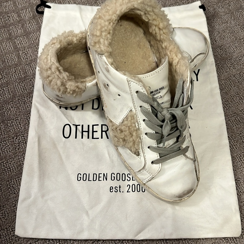 Golden Goose Women’s Size 38 Low Top Sneakers in White Leather with Sherpa Trim